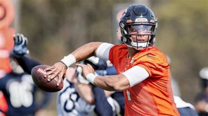 Justin Fields Signs Rookie Contract FranchiseTagged FranchiseTagged