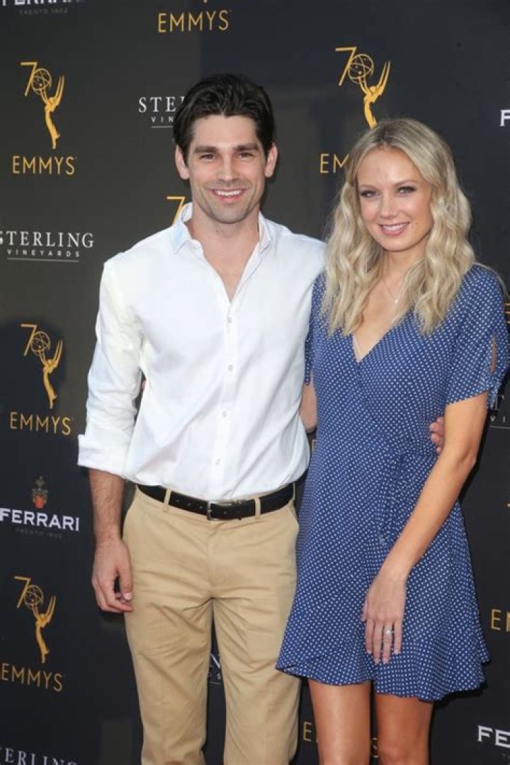 Justin Gaston Bio, Net Worth, Married, Wife, Affair, Family, Parents