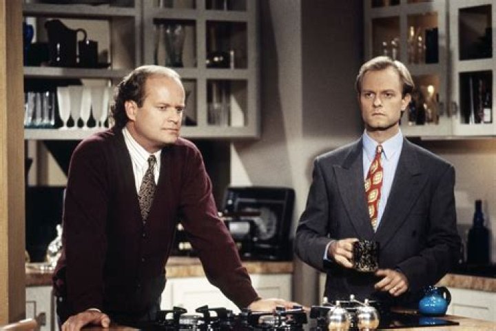 Kelsey Grammer's much younger wife Kayte Walsh shows off postbaby