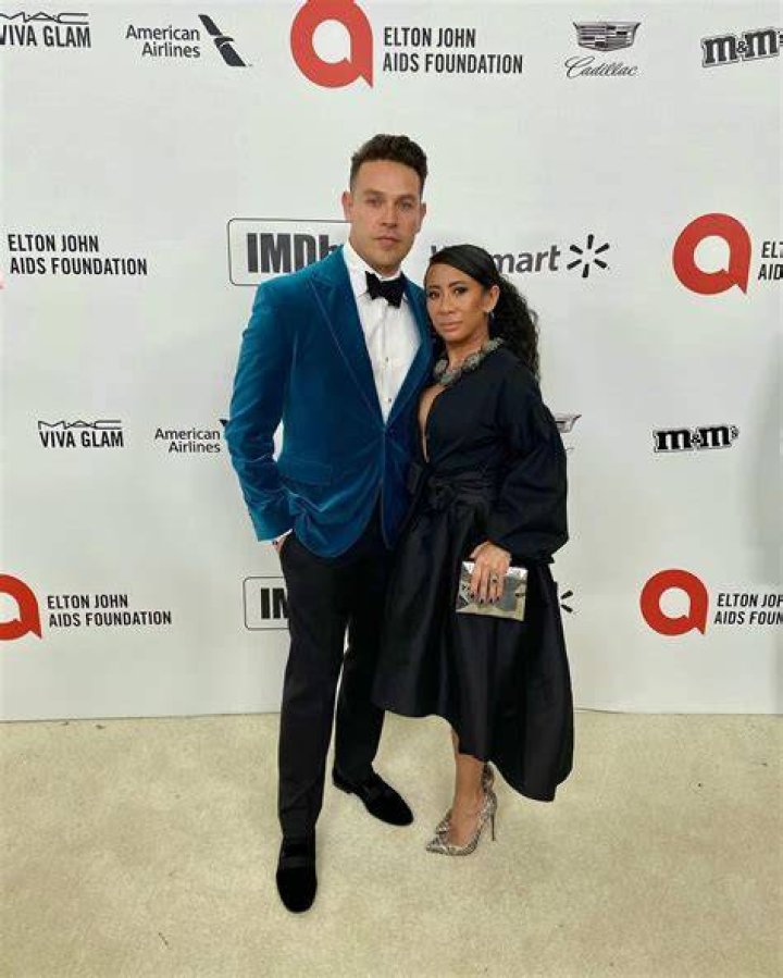 Kevin alejandro and wife hires stock photography and images Alamy