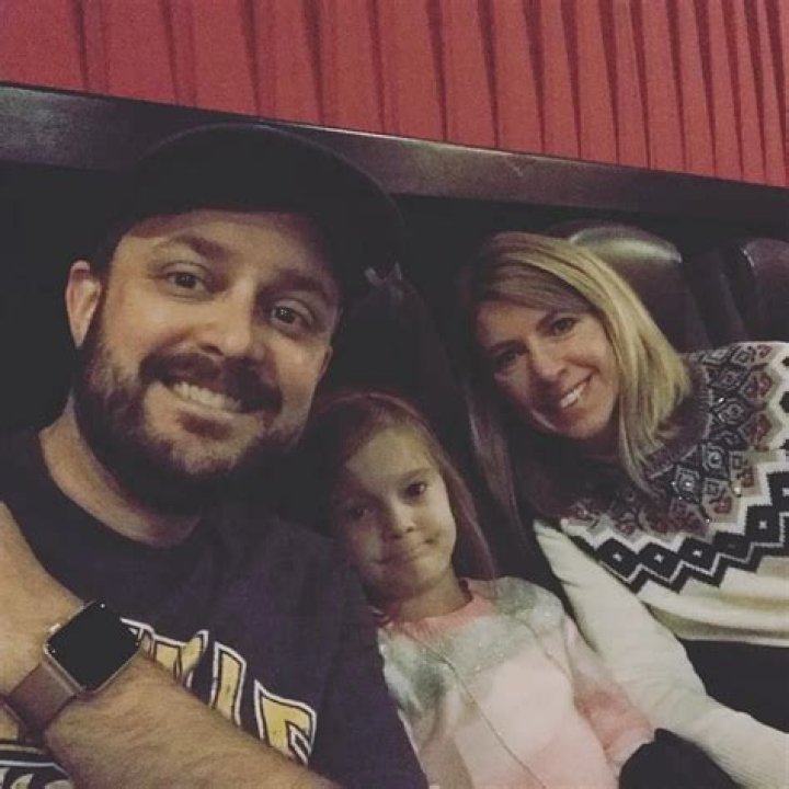 Know Nate Bargatze&rsquo;s Wife Laura, Daughter, Tour, Hello World & Net Worth