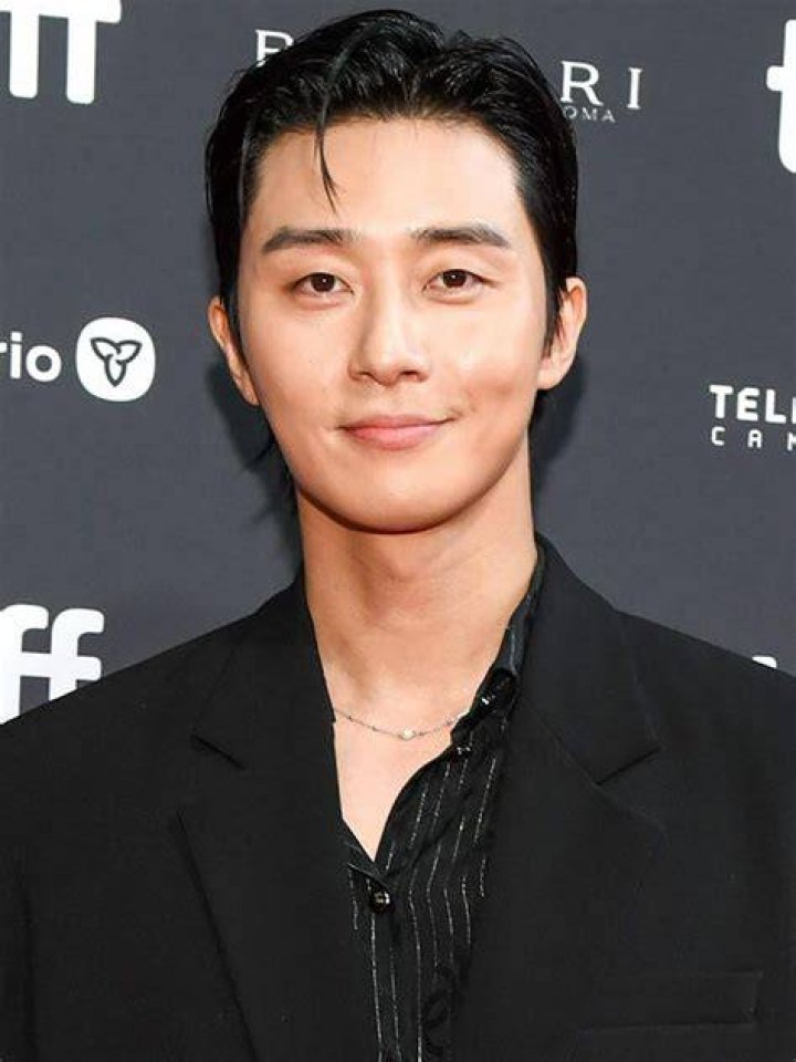 Korean Actor Park Seo Joon’s Agency Responds To Rumours Of Him Dating