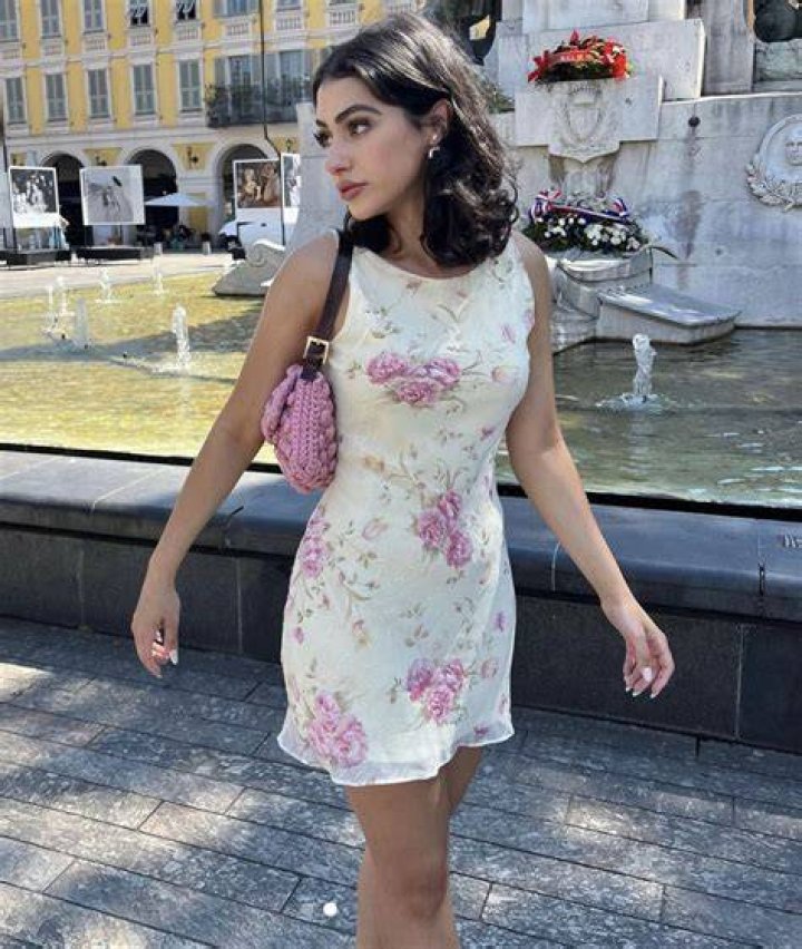 Kristel Fulgar&rsquo;s Dainty Travel Outfits in Europe