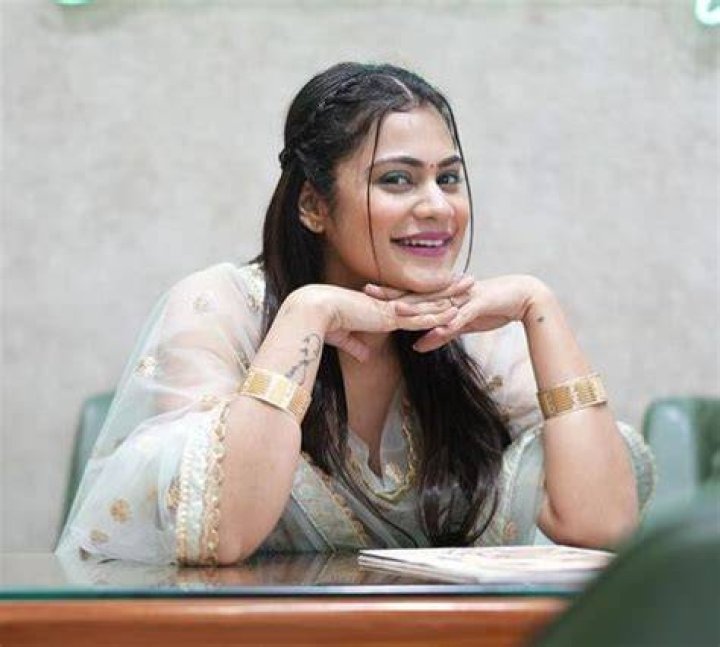 Kritika Malik Wiki, Height, Age, Husband, Family, Biography & More