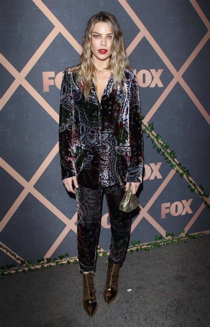 LAUREN GERMAN at Fox Fall Premiere Party Celebration in Los Angeles 09