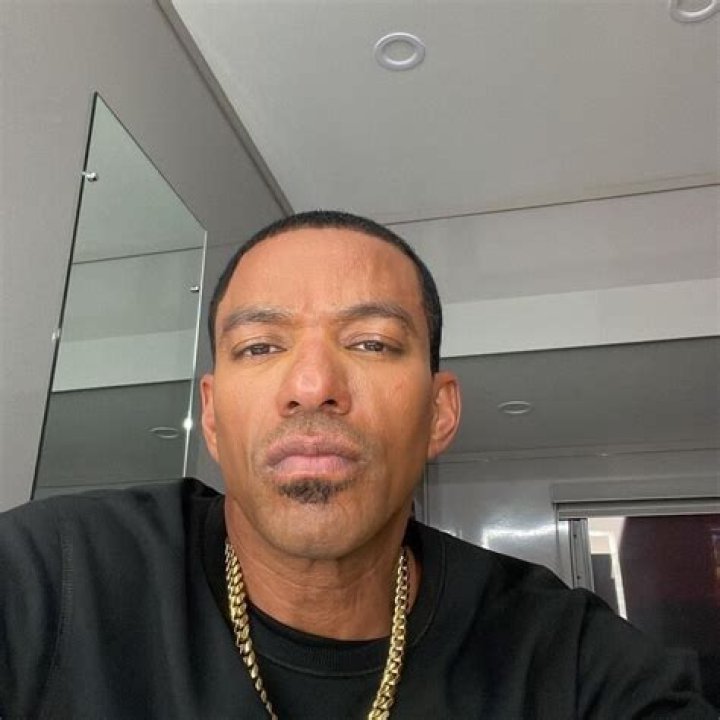 Laz Alonso Height, Age, Net Worth, Movies, TvShows, Wife Stark Times