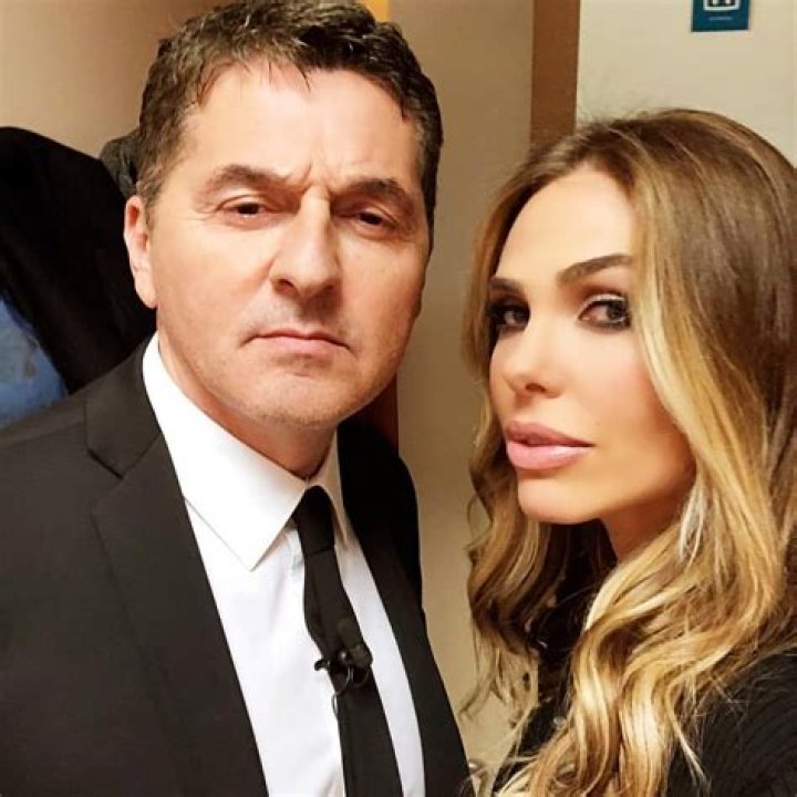 Le pesanti Accuse di Flavia Vento Contro Teo Mammucari! Gossip News