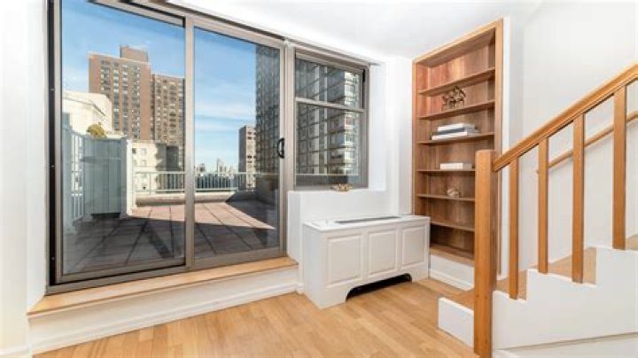 Lee Radziwill’s Manhattan Apartment Hits the Market for 5.7 Million