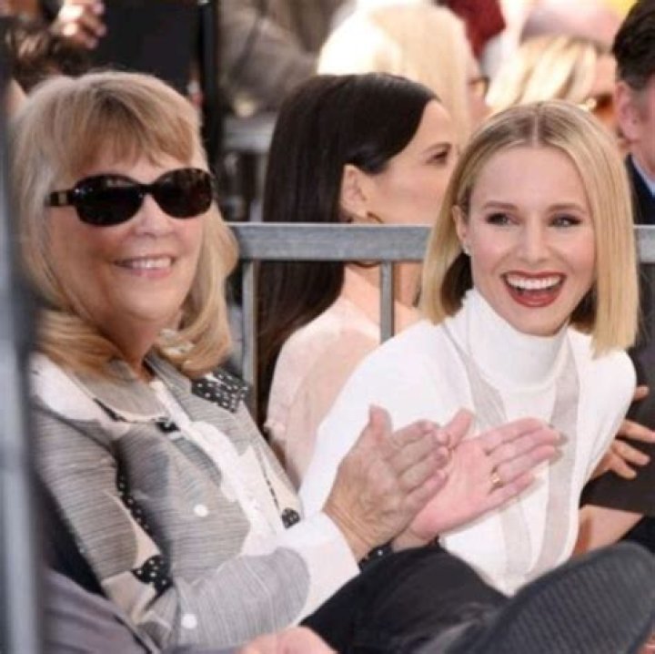 Lorelei Frygier Everything About Kristen Bell's Mother Dicy Trends