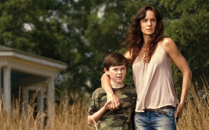 Lori Grimes HD Background