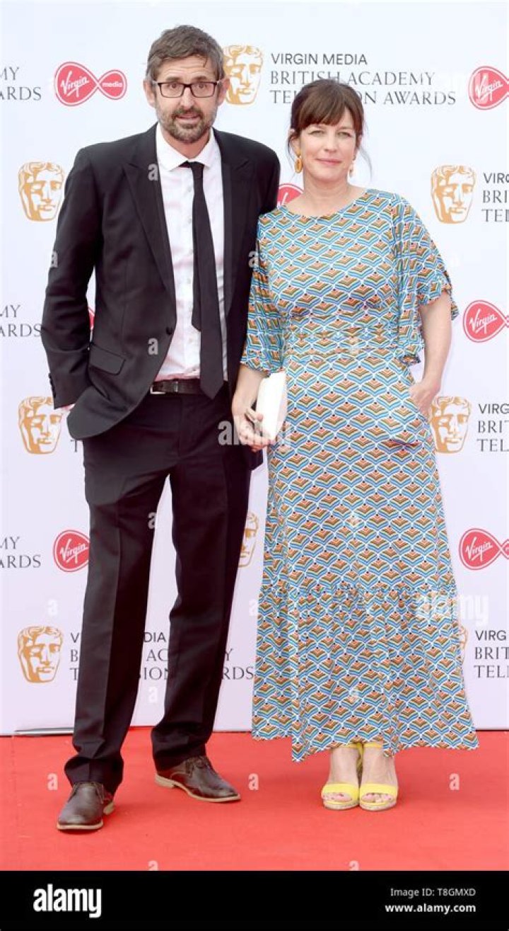 Louis Theroux Wife And Family Behind The Camera