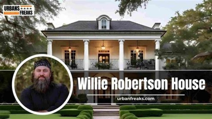 Louisiana state of Willie Robertson targeted in driveby shooting
