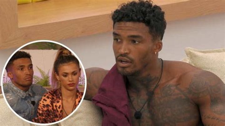 Love Island’s Michael and Joanna 'spotted hugging and kissing' at music