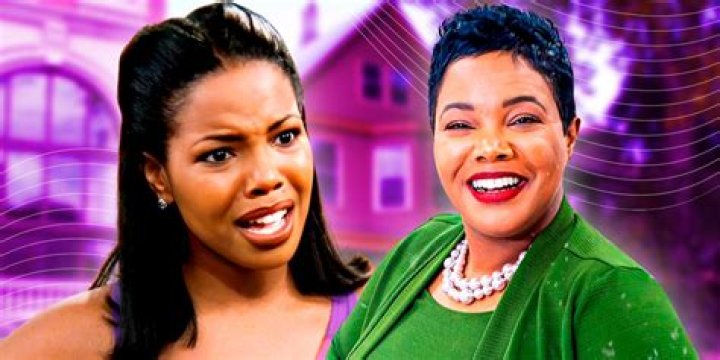 &lsquo;Family Matters&rsquo; Star Kellie Williams Shares Family Holiday Photo Y