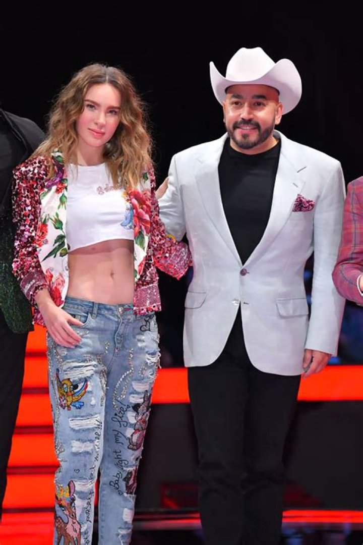Lupillo Rivera aclara rumor del trío con su ex Mayeli Alonso