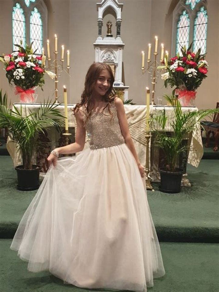 Lux Hair, Confirmation Dresses, Breezy Chris Brown, Blue Flower