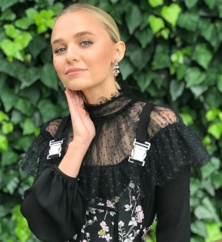 Madison Iseman Age, Net Worth, Boyfriend, Family, Height and Biography