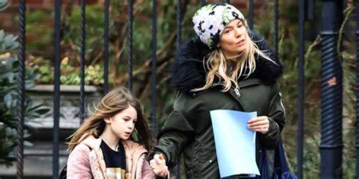 Marlowe Ottoline Layng Sturridge Does Not Have a Phone Meet Sienna