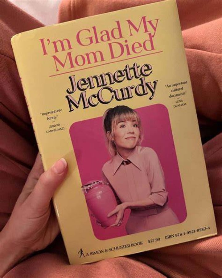 McCurdy reads email from abusive mom on 'Red Table Talk'