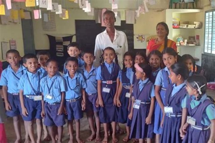 Meeting Padma Shri Harekala Hajabba An ‘Illiterate’ Orange Vendor Who