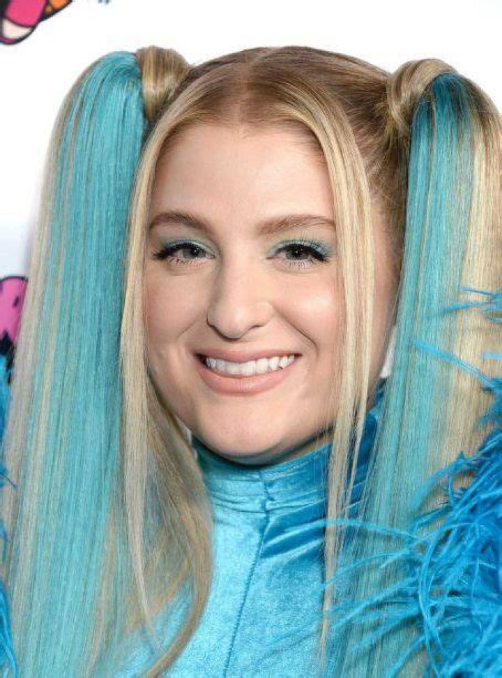 Meghan Trainor Christian Cowan x The Powerpuff Girls Runway Show01