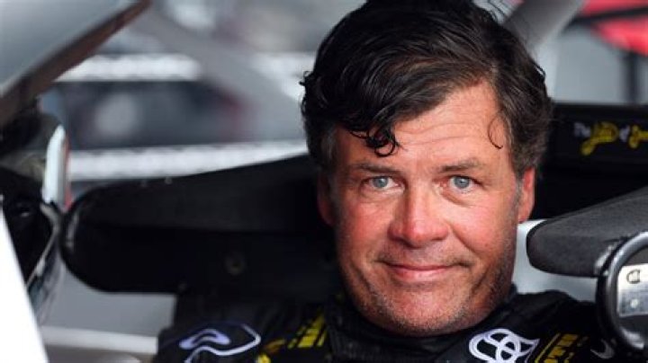 Michael Waltrip dances tribute to Dale Earnhardt NASCAR Sporting News