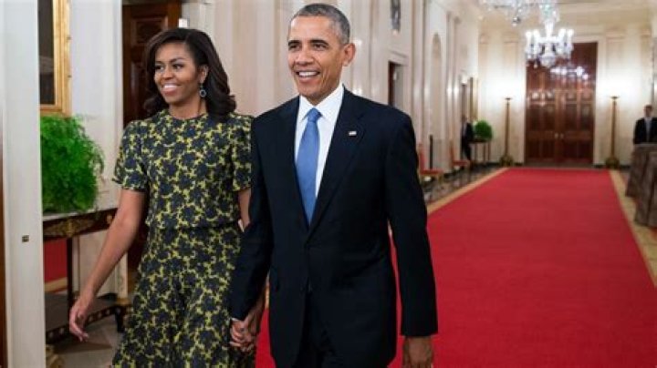 Michelle Obama&rsquo;s brother and his wife sue Milwaukee school for alleged