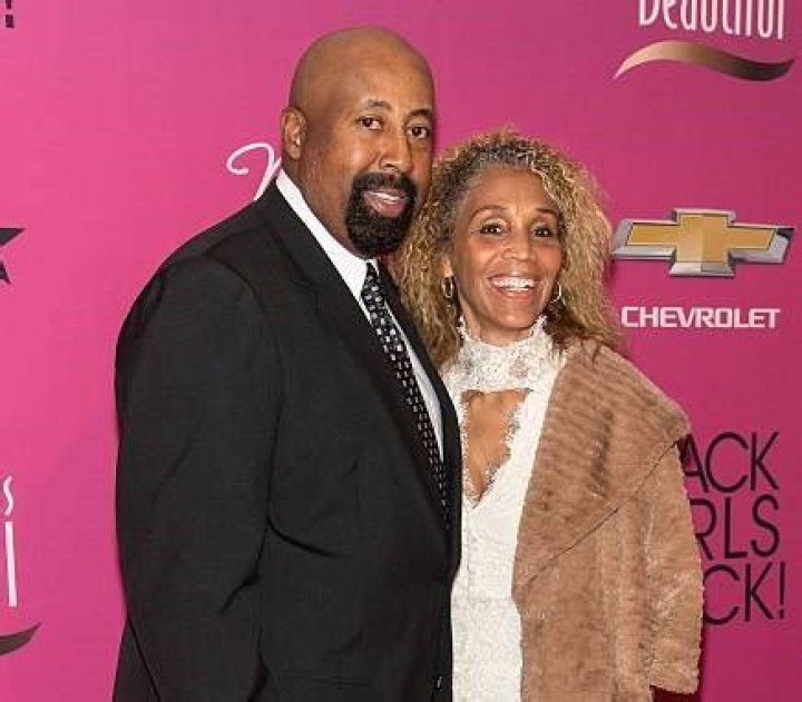 Mike Woodson is Married to Wife Terri LaQuita Howard. Kids