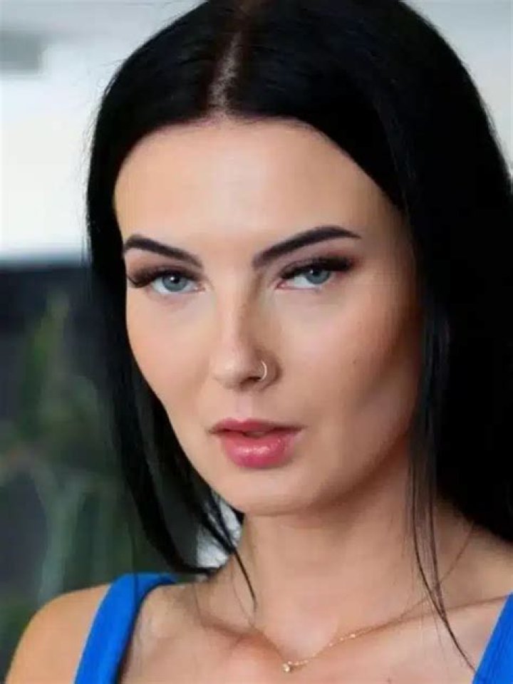 Milaafterdark Viral video, wiki, age, boyfriend, past affairs, Net worth