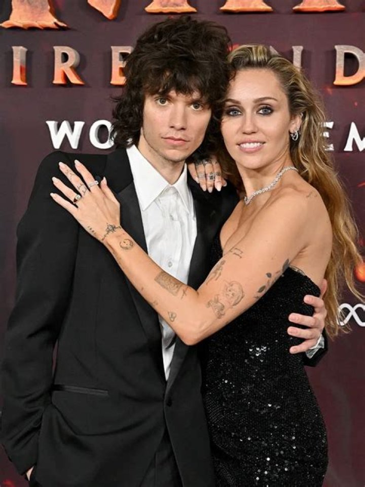 Miley Cyrus Married, Miley Cyrus Wedding, Liam Hemsworth,