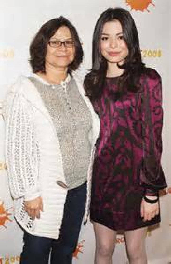 Miranda Cosgrove Parents, Meet Chris Cosgrove and Tom Cosgrove