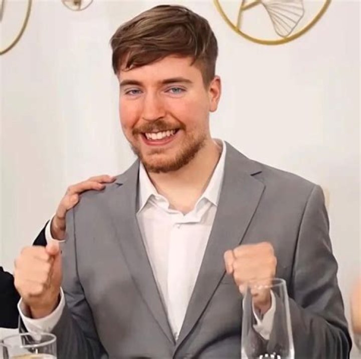 MrBeast on Instagram “Thanks supdogsrestaurant for being so awesome