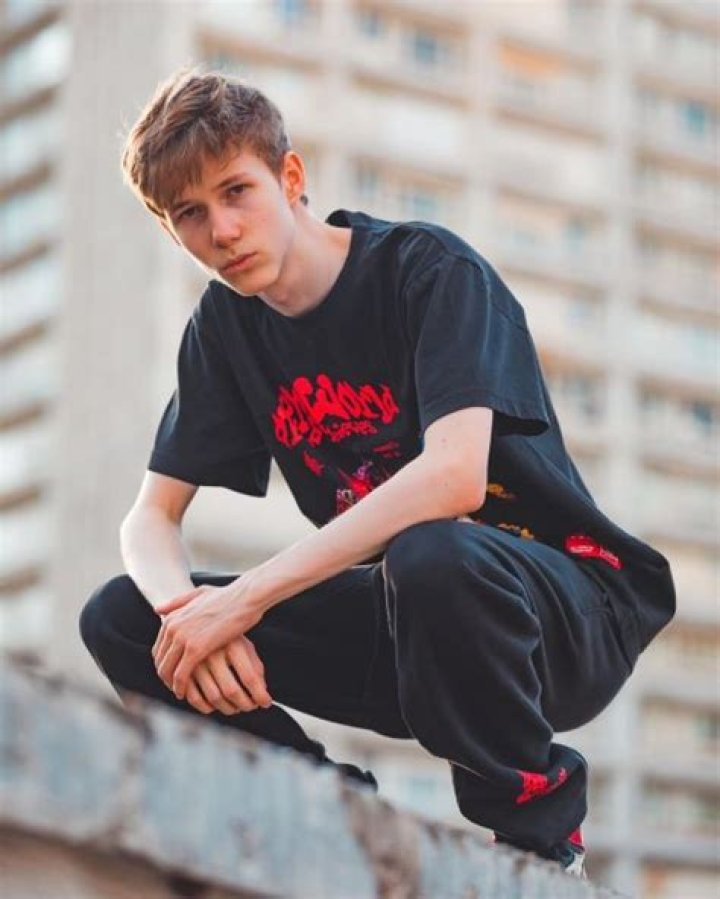 MrSavage Age, Height, Wiki, Net Worth, GF & Bio