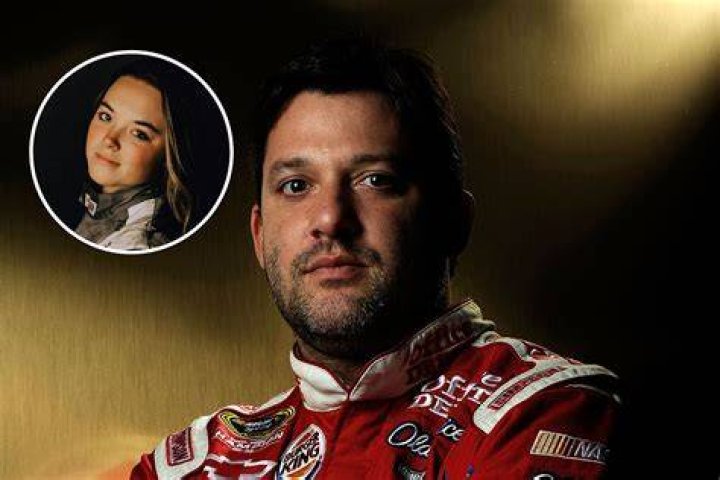 NASCAR Icon Tony Stewart Mourns Teammate Killed by Road Rage DRGNews