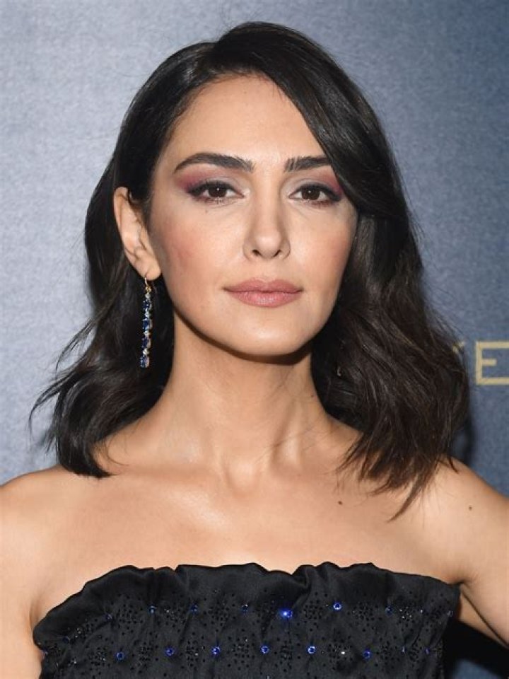 Nazanin Boniadi AdoroCinema