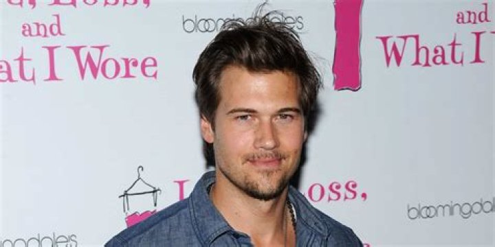 Nick Zano from What I Like About You Wife, Net Worth, Height