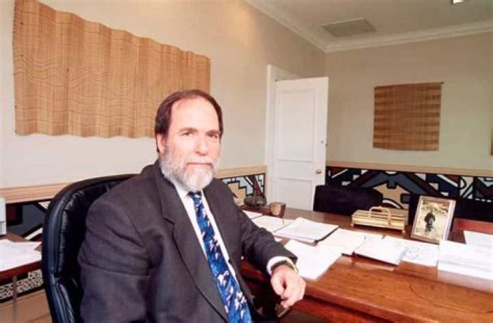Nicky Oppenheimer age, children, wife, education, businesses, charity