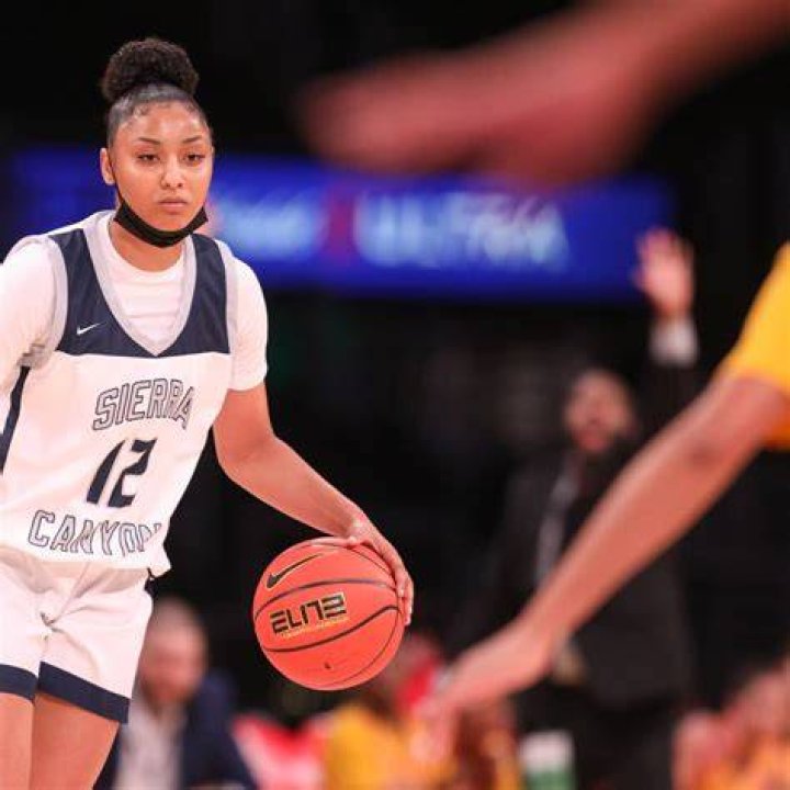 No. 1 Recruit Juju Watkins Is Down To 3 Major Schools The Spun What