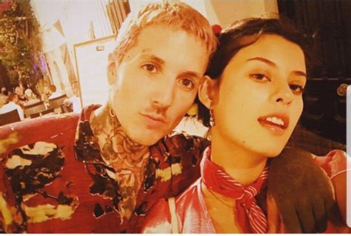 Oliver Sykes and Alissa Salls Alissa salls, Ideias de fotos, Casal