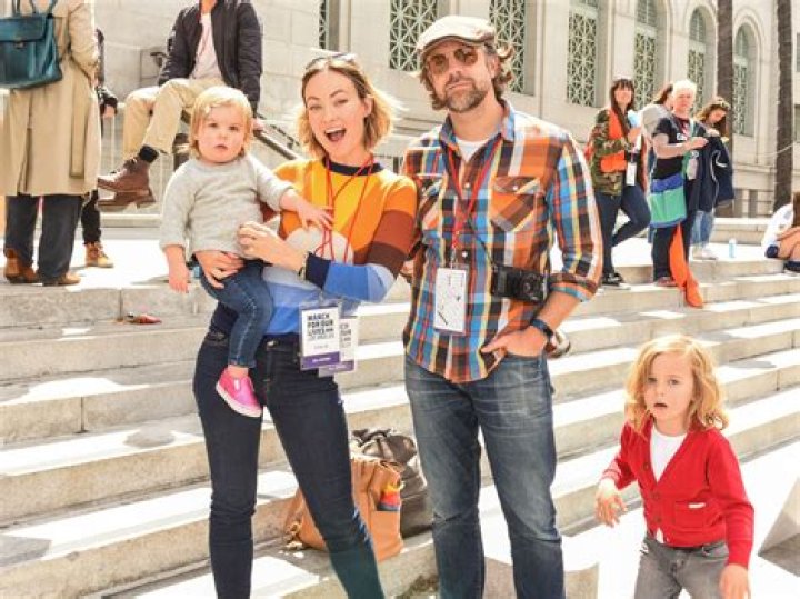 Olivia Wilde Reportedly Called Out Jason Sudeikis for the &lsquo;Aggressive