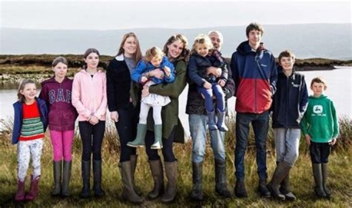 Our Yorkshire Farm star Amanda Owen shares 'stunning' tribute to the