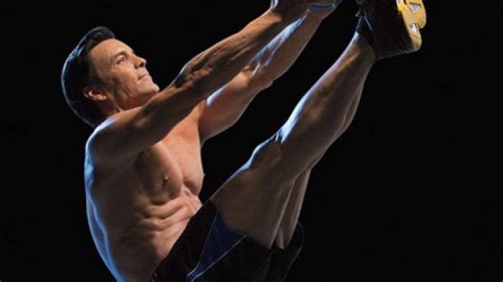 P90X creator Tony Horton on Eddie Lacy He's a freak