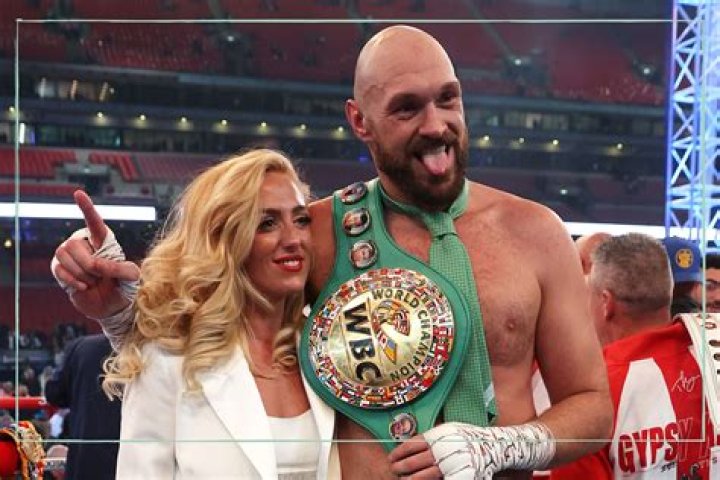 Paris & Tyson Fury's superglam Morecambe home they've given up