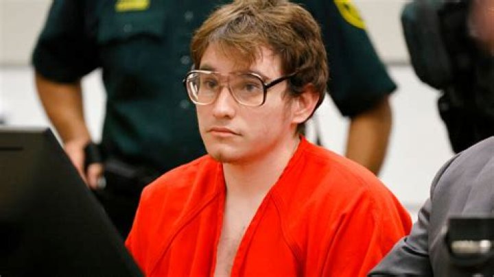 Parkland school shooting Former Florida officer on trial for failing