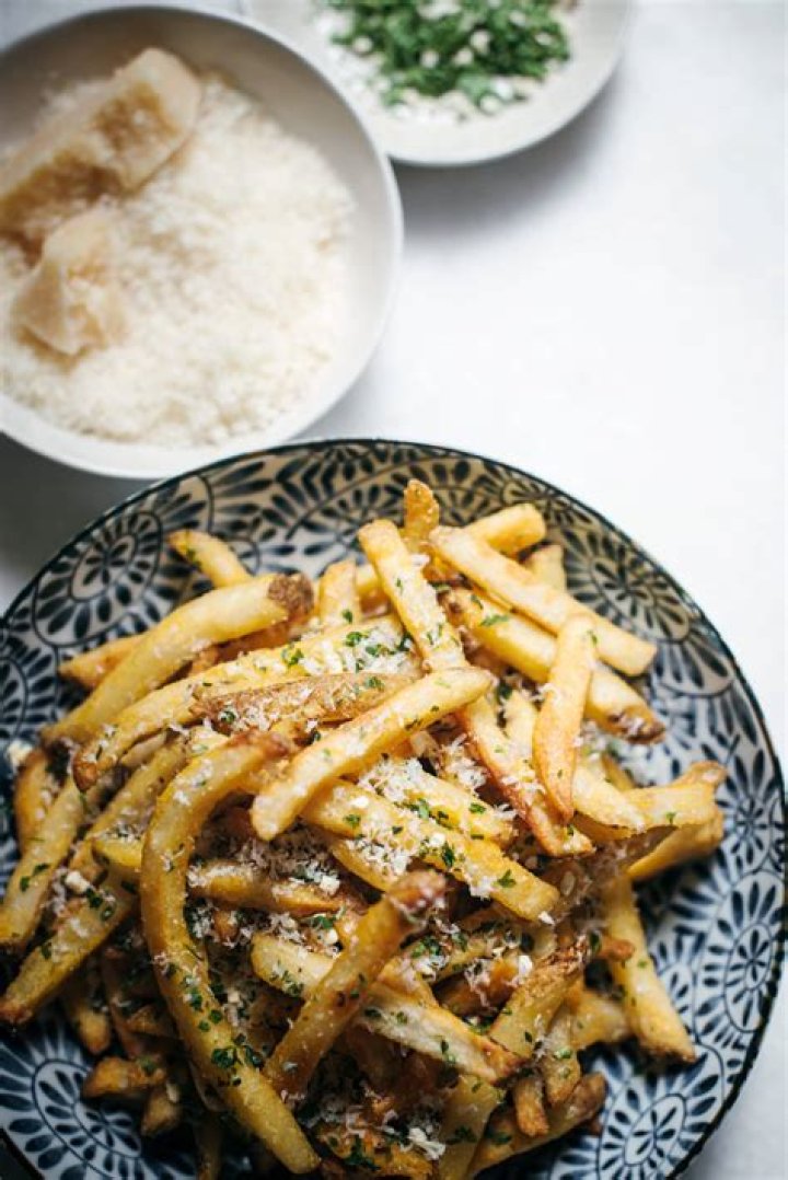 Parmesan Truffle Fries &mdash; The Hungry Hooker