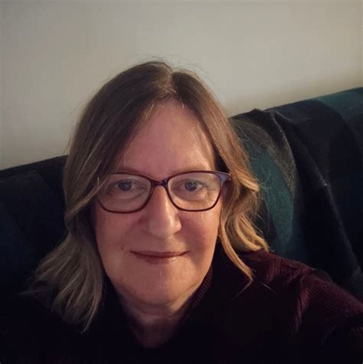 Petty [Profiles] &bull; Instagram, Twitter, TikTok Foller