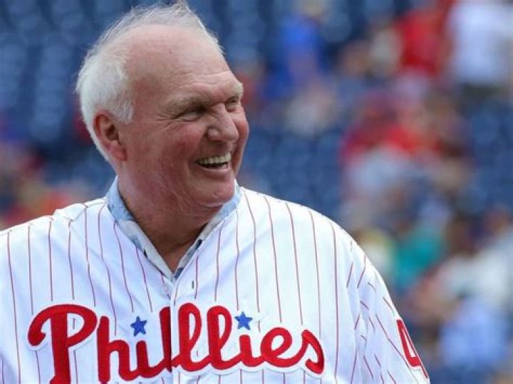 Phillies hire former manager Charlie Manuel as hitting coach