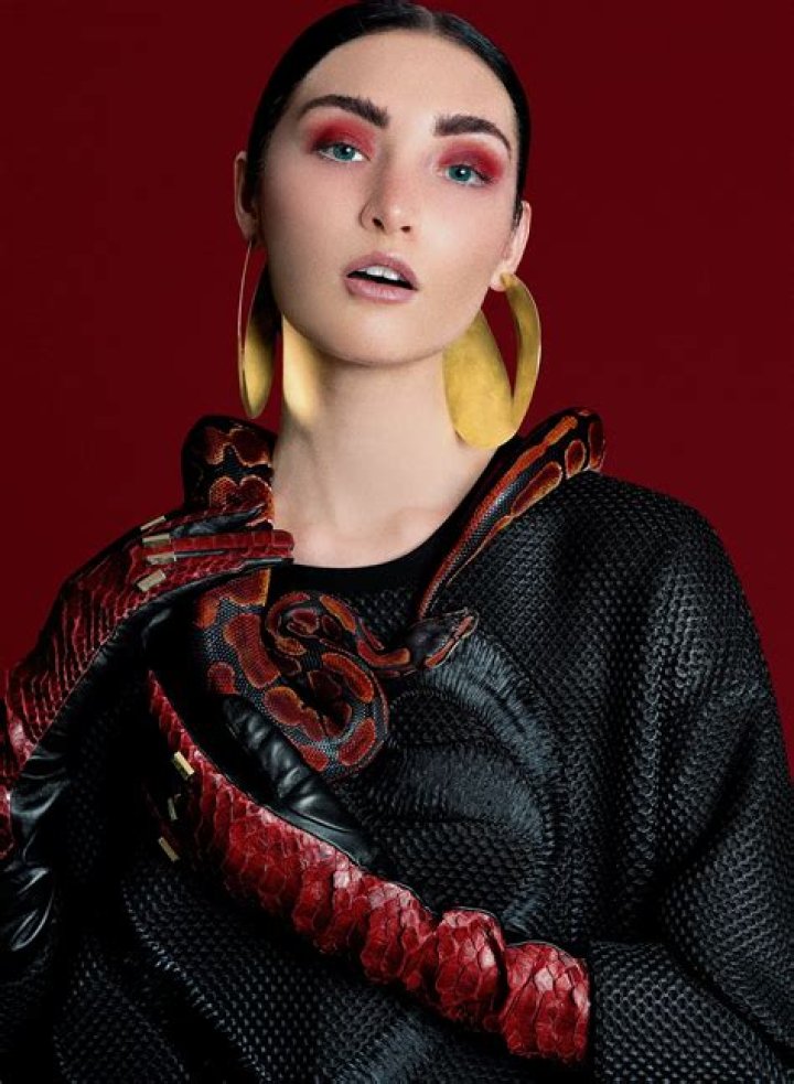 Photo Jvdas Berra Model Annie Van Rickley New Icon Models