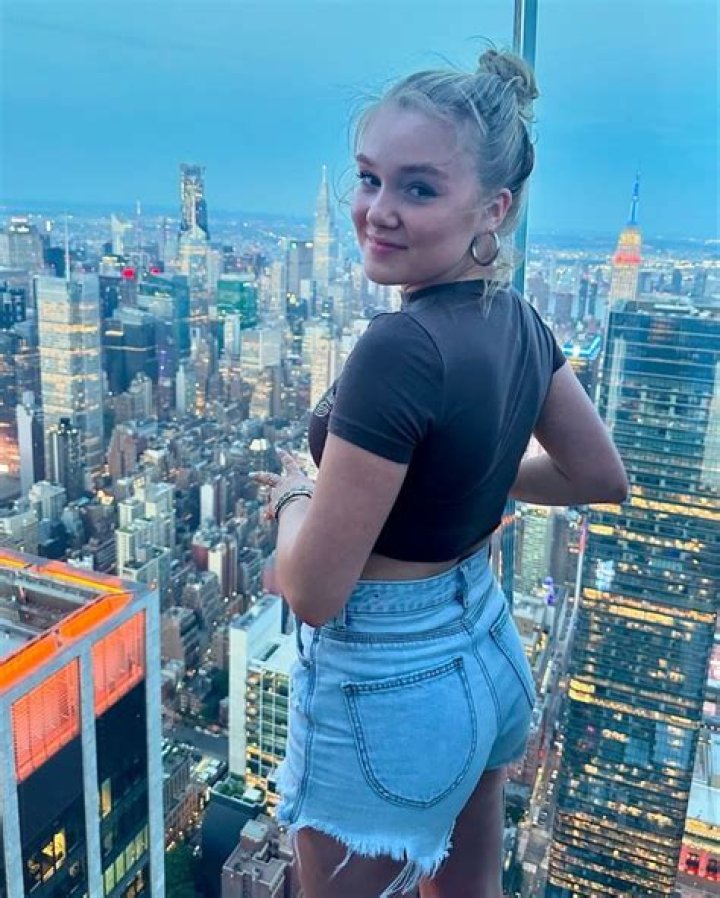 Picture of Chiara Tews