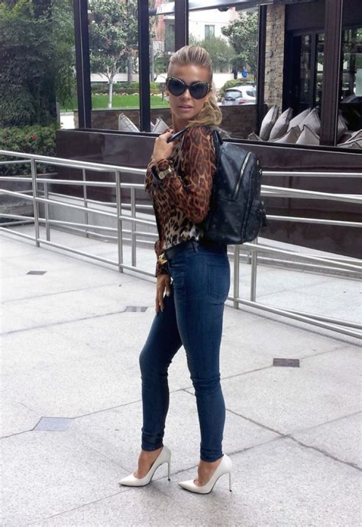 Pin on Celebrity Street Style